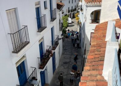 R416 - view to the street from the terrace